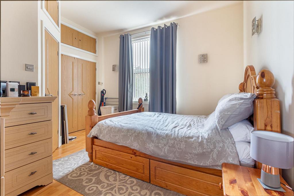 Bedroom-1-2.jpg