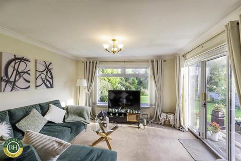 197 Bawtry Road, Bessacarr, Doncaster, DN4 7AL