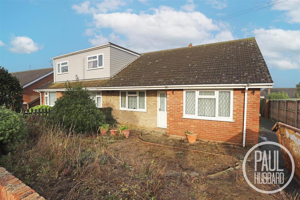 Merrifield Road, Pakefield, NR33 3 bed semidetached bungalow for sale