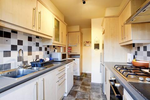 4a Barton Street, Beeston, Nottingham, NG9 1JJ
