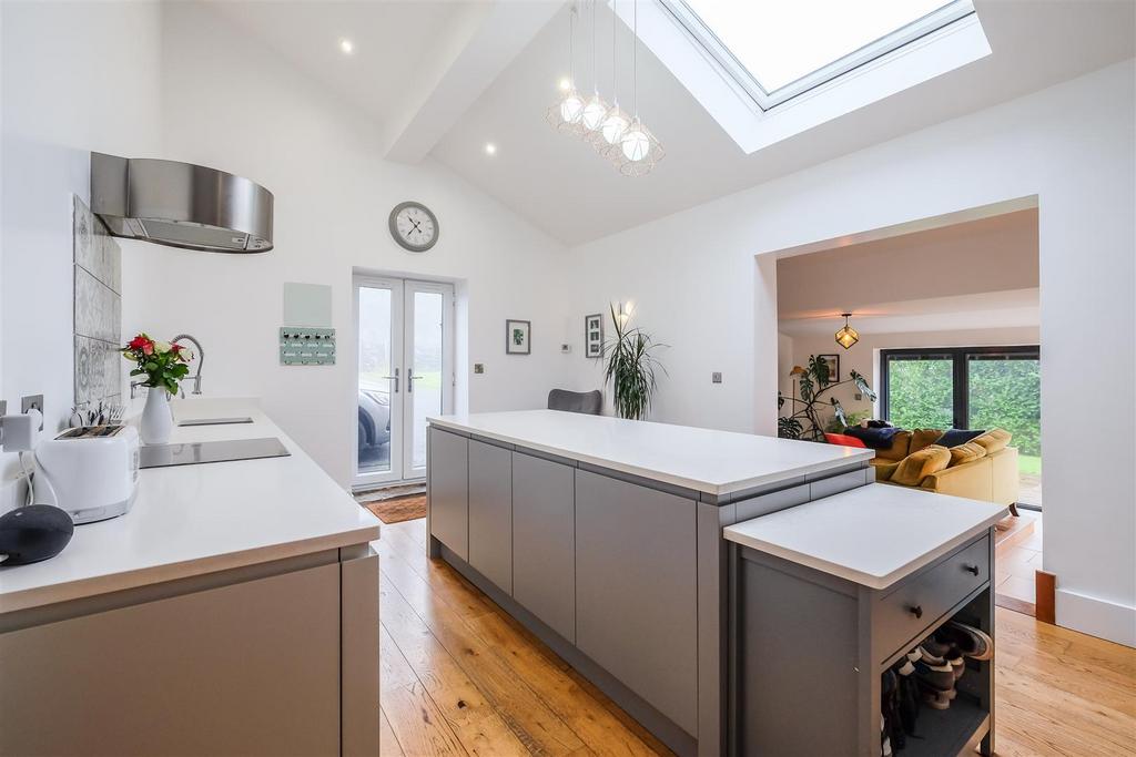 Sun Longley Stables, Norland, Sowerby Bridge 3 bed cottage for sale £