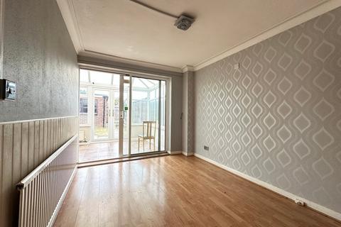 132 Linnet Drive, Chelmsford, CM2 8AG