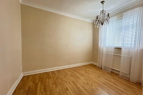 132 Linnet Drive, Chelmsford, CM2 8AG