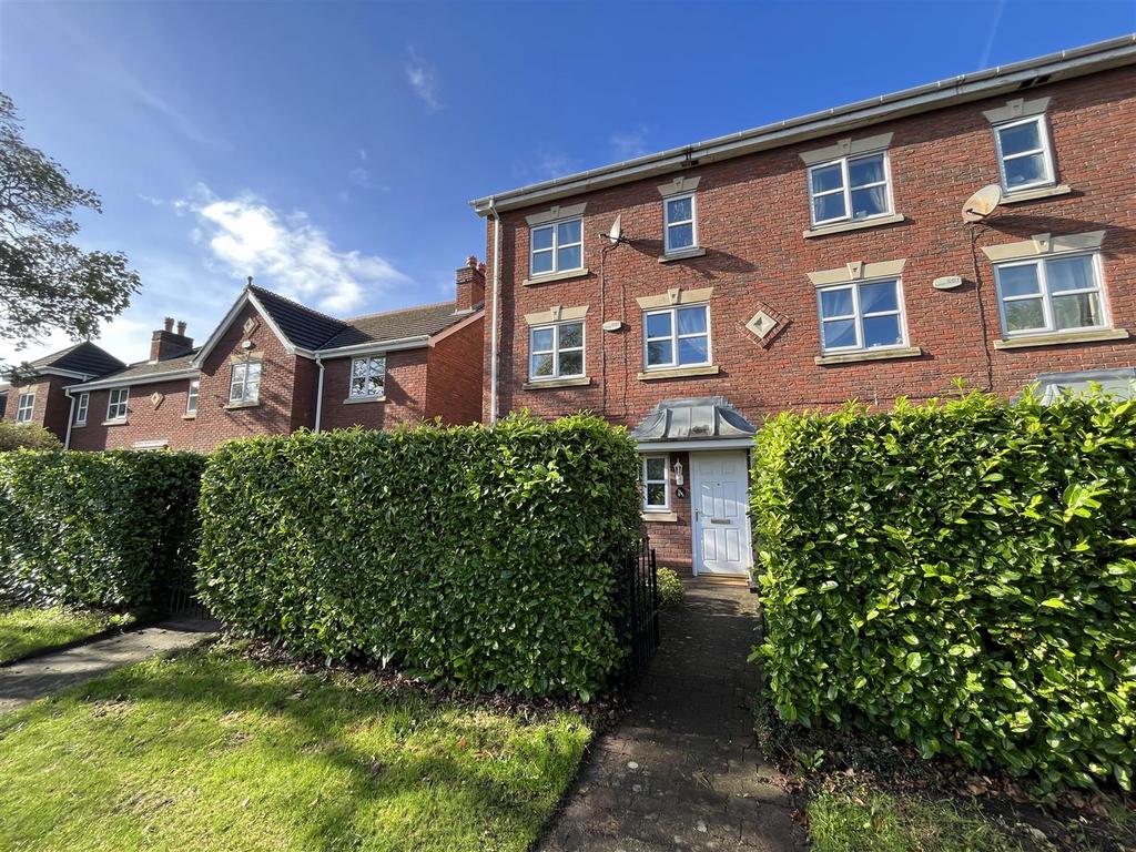 Manor Avenue, Sale 3 bed townhouse for sale £350,000