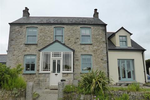 4 bedroom detached house to rent, Woodhill, St. Gluvias, Penryn