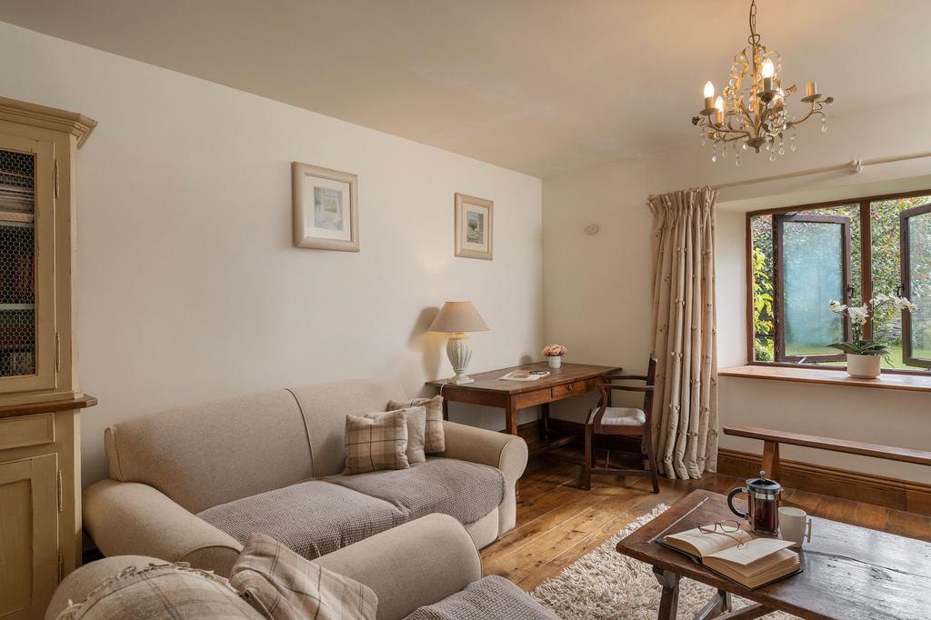 Snug, Higher Greenway Barn, Maypool, Galmpton