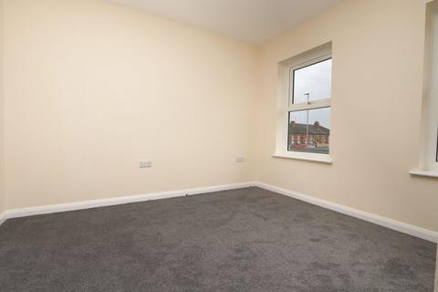 2 bedroom flat for sale, Liverpool Road, Cadishead, M44