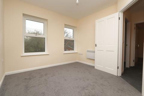 2 bedroom flat for sale, Liverpool Road, Cadishead, M44