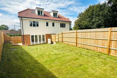 4 bedroom semi-detached house for sale, Dark Lane, Sandon, SG9