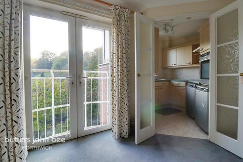 2 bedroom apartment for sale - Castle Street, Northwich