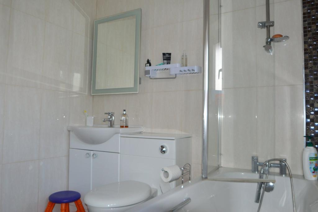 Bathroom Upstairs