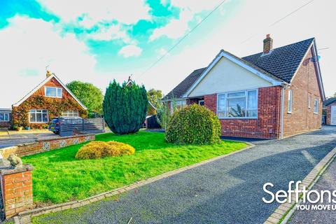 5 bedroom detached bungalow for sale - Parana Close, Sprowston, NR7