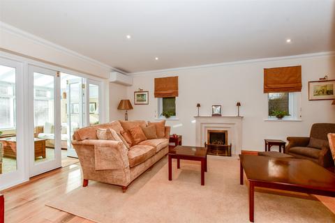 5 bedroom detached house for sale - Innhams Wood, Crowborough, East Sussex