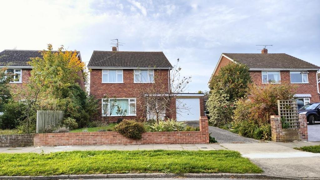 Ridgeway, Sherborne, Dorset, DT9 4 bed detached house for sale £465,000
