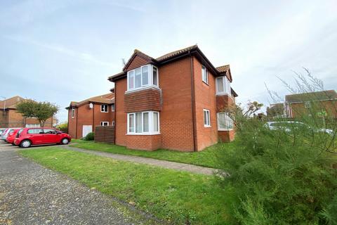 1 bedroom flat for sale, Walcheren Close, Deal, CT14