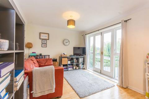 26 Shalbourne Square, London, E9 5JN