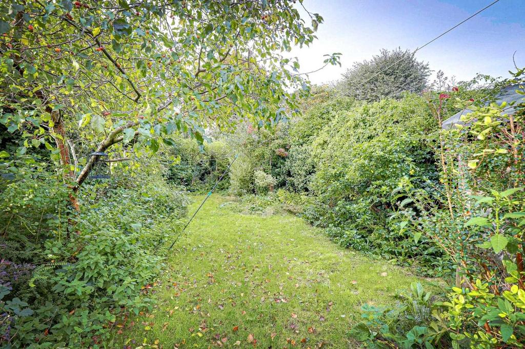 Kidmore Road, Caversham Heights, Reading 5 bed semidetached house for