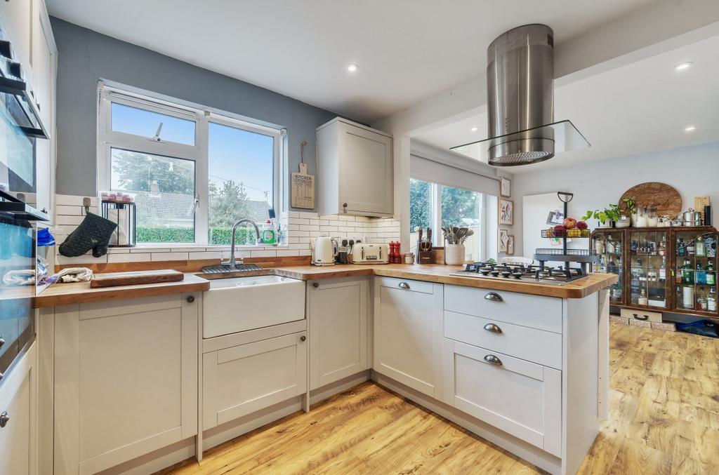 Manor Gardens, Warminster, Warminster, BA12 4 bed detached house for