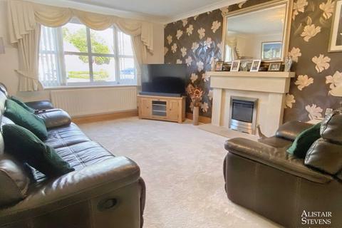 41 Cavendish Way, Royton, Oldham, OL2 5DQ
