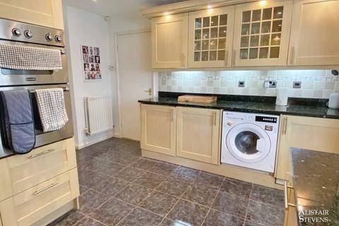 41 Cavendish Way, Royton, Oldham, OL2 5DQ