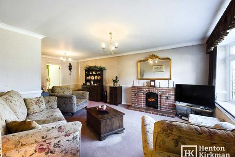 5 Meadowgate, Stock, Ingatestone, CM4 9SB