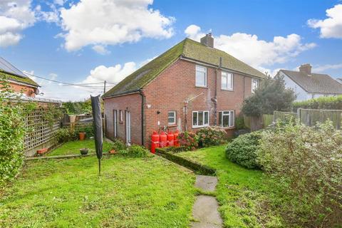 14 Grove Road, Wickhambreaux, Canterbury, CT3 1SA