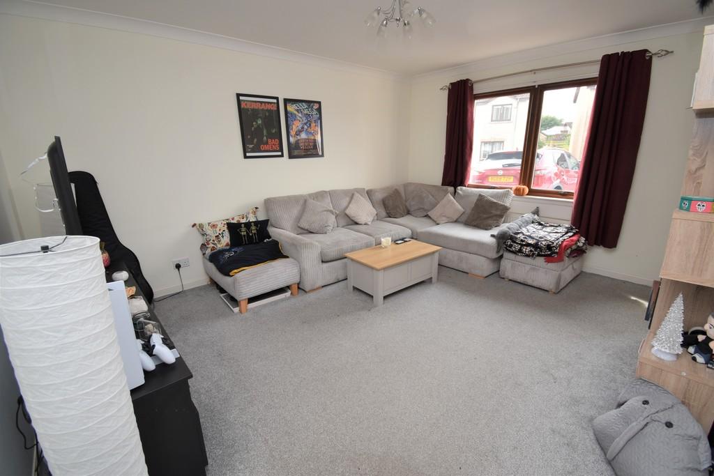 Honeyberry Crescent, Blairgowrie 3 bed semidetached house for sale £