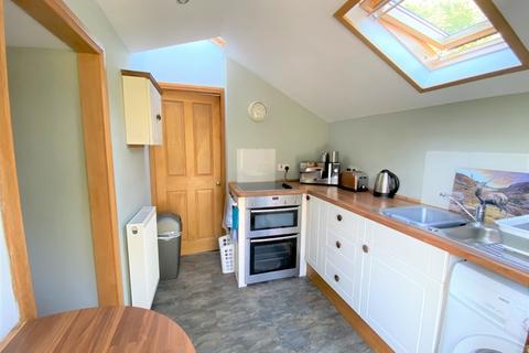 2 bedroom end of terrace house for sale - Lower Oakfield, Pitlochry