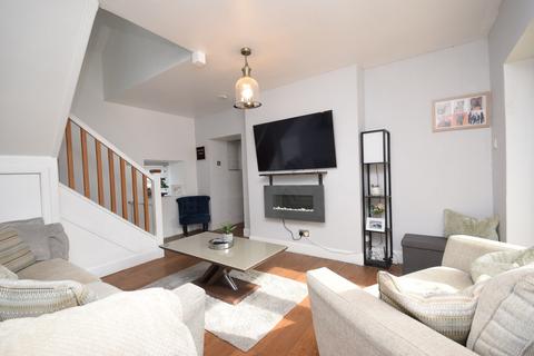 3 bedroom terraced house for sale - David Street, Alyth, Blairgowrie