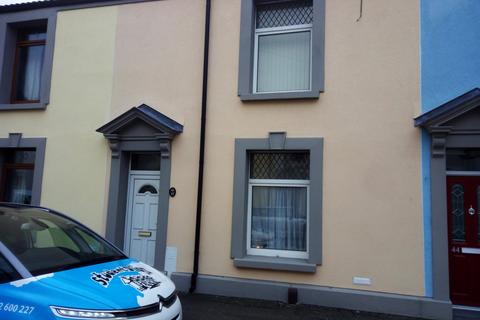 4 bedroom house to rent, Fleet Street, Sandfields, Swansea