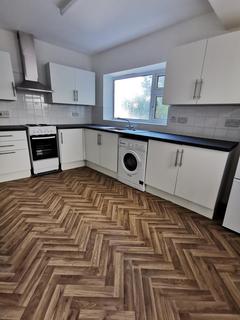4 bedroom flat to rent, Mirador Crescent, Uplands, Swansea