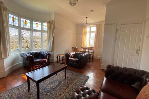 4 bedroom house to rent, Parc Wern Road, Sketty, Swansea