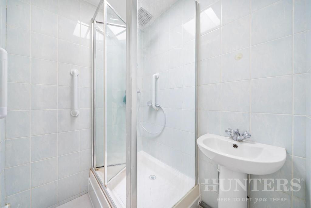 23 Maple Close N16 6 DF-1.jpg