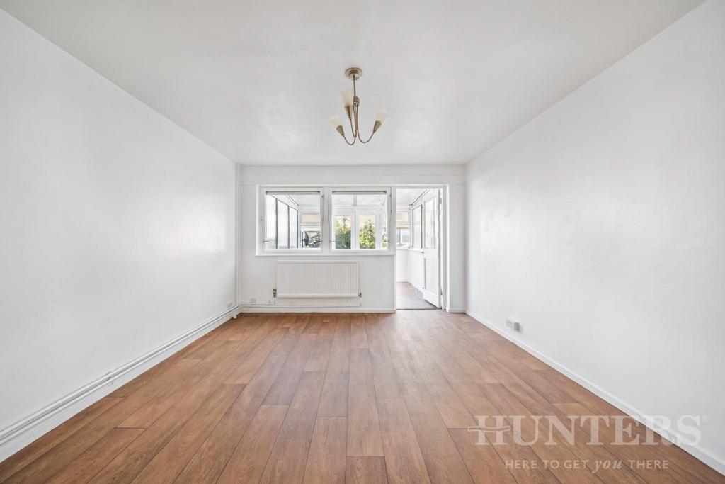 23 Maple Close N16 6 DF-8.jpg