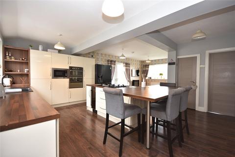 3 bedroom semi-detached house for sale, Field End Mount, Leeds