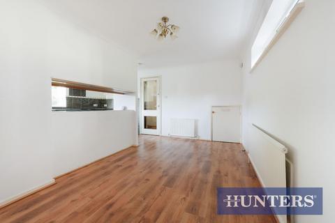 28 Grafton Park Road, Worcester Park, KT4 7HS