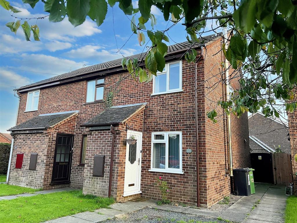 Neville Road, Norwich NR12 2 bed end of terrace house for sale £180,000