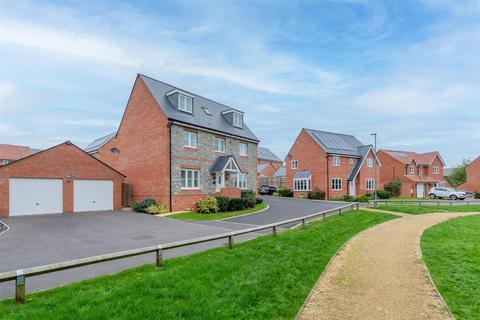 5 bedroom detached house for sale, Serse Close, Keynsham, Bristol