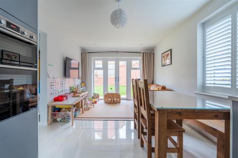 5 bedroom detached house for sale, Serse Close, Keynsham, Bristol