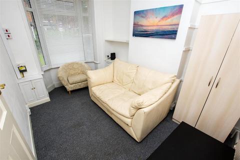 3 bedroom flat to rent - Boldmere Terrace, Katie Road, Birmingham