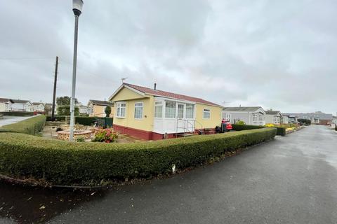 2 bedroom detached bungalow for sale, Sea Breeze Park, Seaton Carew, Hartlepool