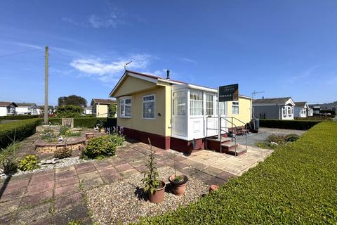 2 bedroom detached bungalow for sale, Sea Breeze Park, Seaton Carew, Hartlepool