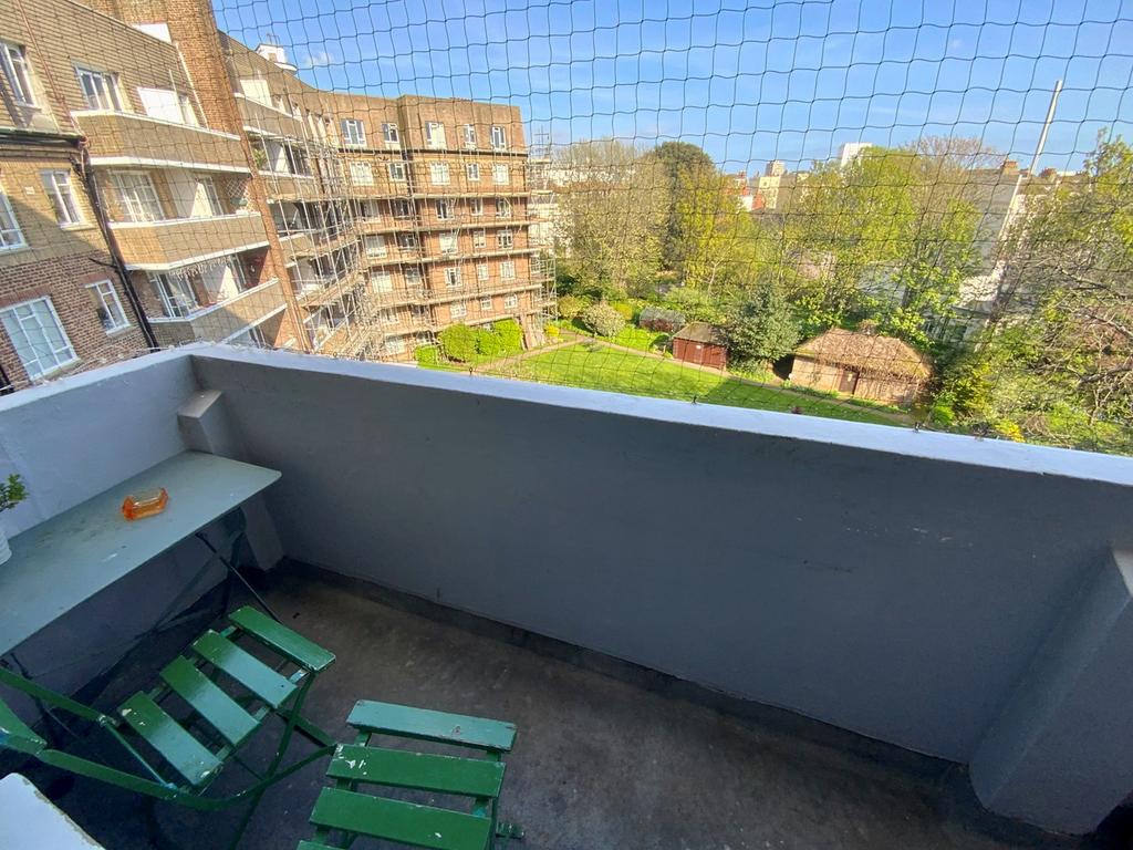 Wick Hall, Furze Hill, HOVE, BN3 2 bed flat £1,500 pcm (£346 pw)