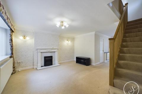 3 bedroom semi-detached house for sale, Turnberry Drive, Leeds