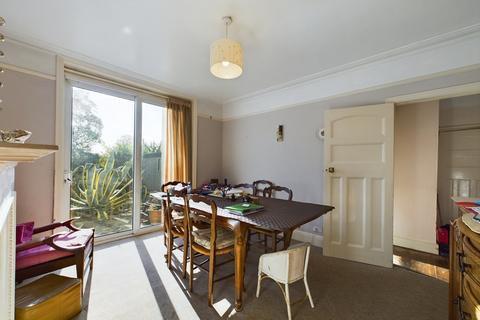 4 bedroom semi-detached house for sale - Lindenthorpe Road, Broadstairs, CT10