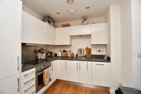 1 bedroom apartment for sale, Ocean Drive, Gillingham, Kent