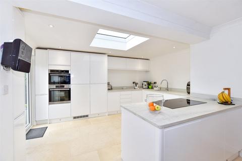 5 bedroom detached house for sale, The Street, Ulcombe, Maidstone, Kent