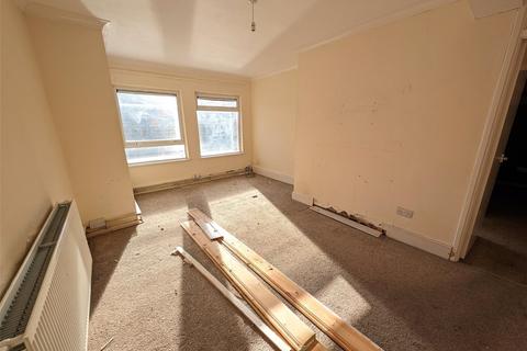 2 bedroom apartment for sale - Lancaster Avenue, Dawley, Telford, Shropshire, TF4