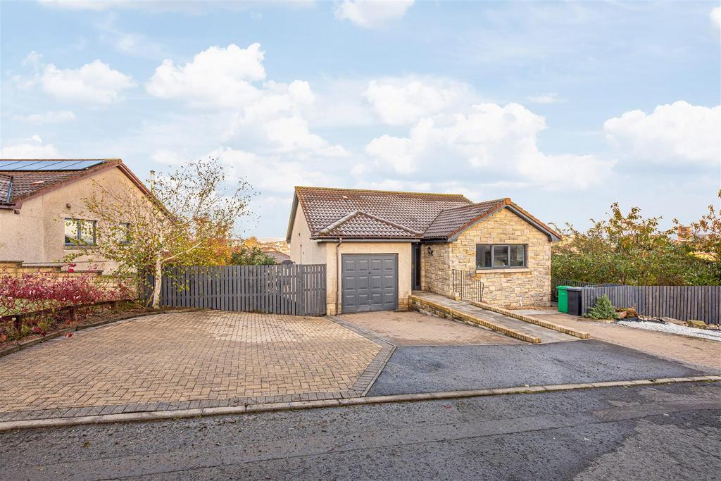 14 James Miller Road, Rosyth, Dunfermline 4 bed detached house for sale