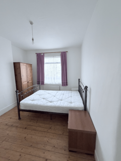 1 bedroom in a house share to rent, Osborne Road, Enfield, EN3